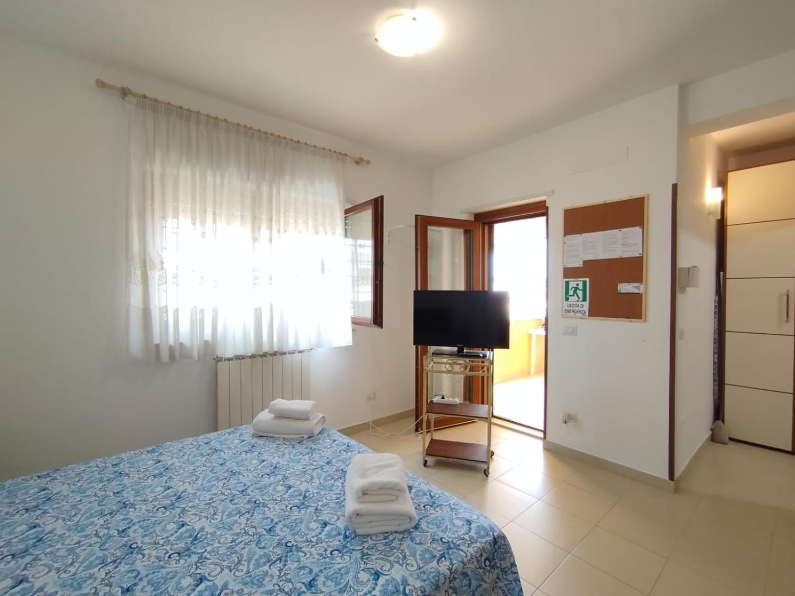 Gala Mini Lägenhet Fiumicino Exteriör bild